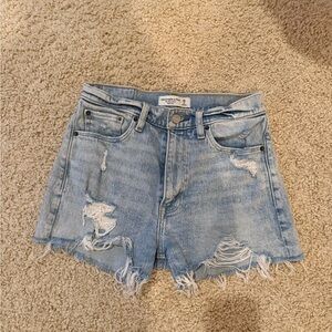 Abercrombie & Fitch Mom High Rise Shorts